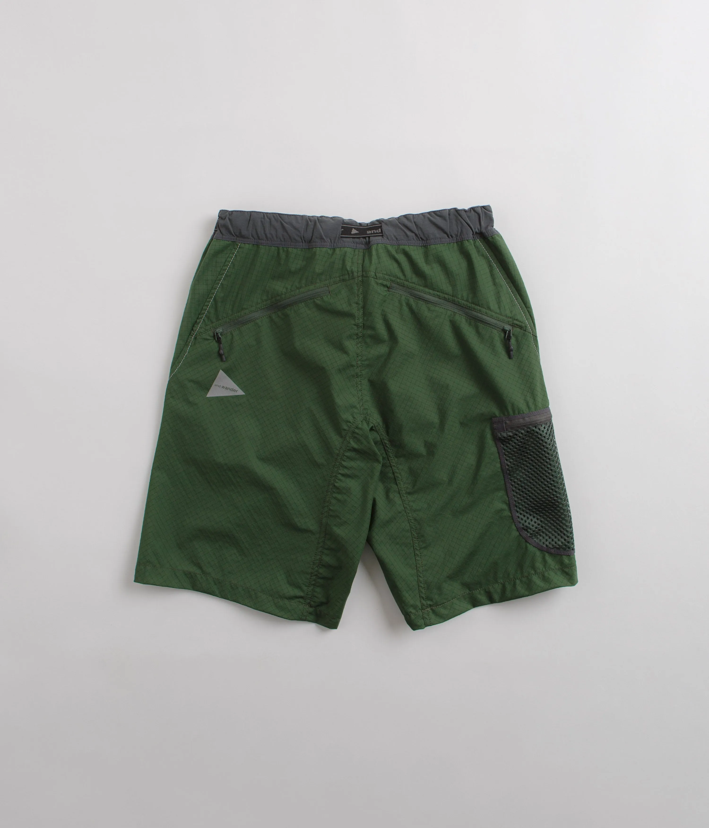 and wander Breath Rip Shorts - Green