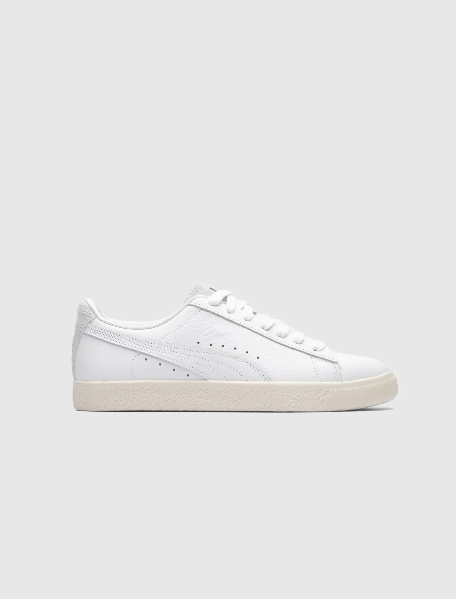 CLYDE PREMIUM "WHITE/FROSTED IVORY"